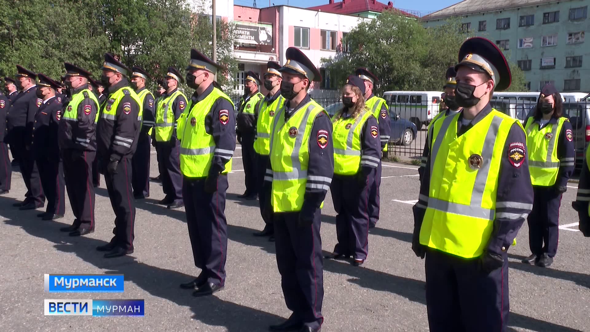 На дорогах в любую погоду. День из жизни заполярного автоинспектора -  Новости Мурманска и области - ГТРК «Мурман»